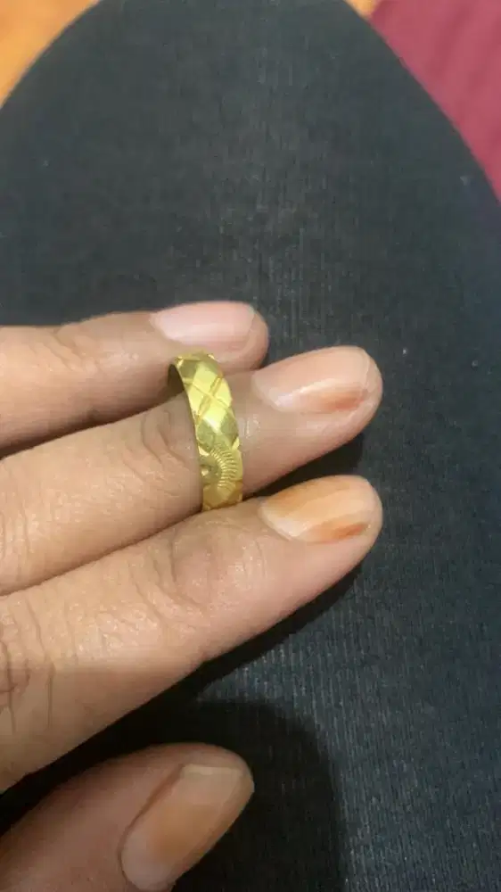 Menerima emas/berlian/perak silver