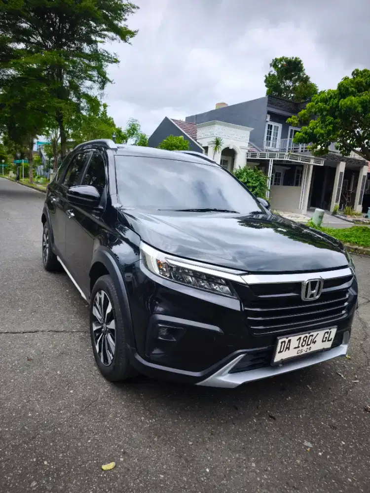 BRV Prestige Matic 2023 hitam