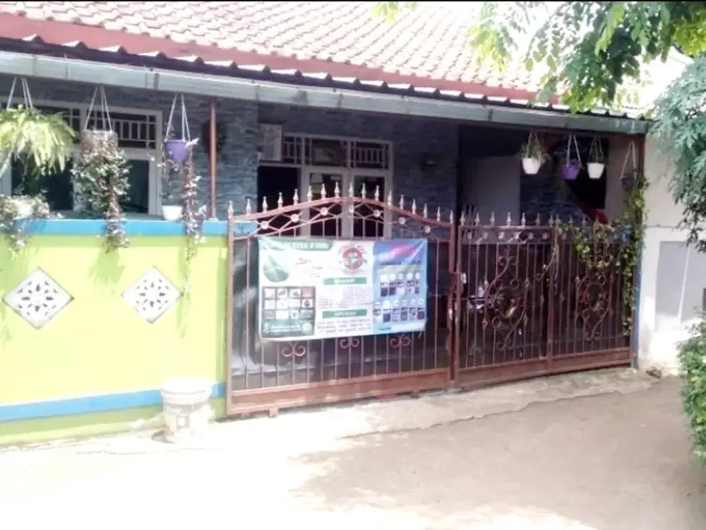 Rumah di jatimurni gg.sadar kec.pondok melati LT.60m garasi mobil