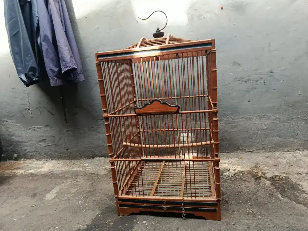 Kandang burung kotak