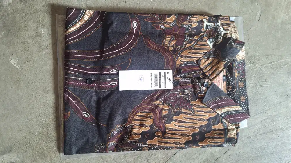 Baju Batik Pria Dewasa
