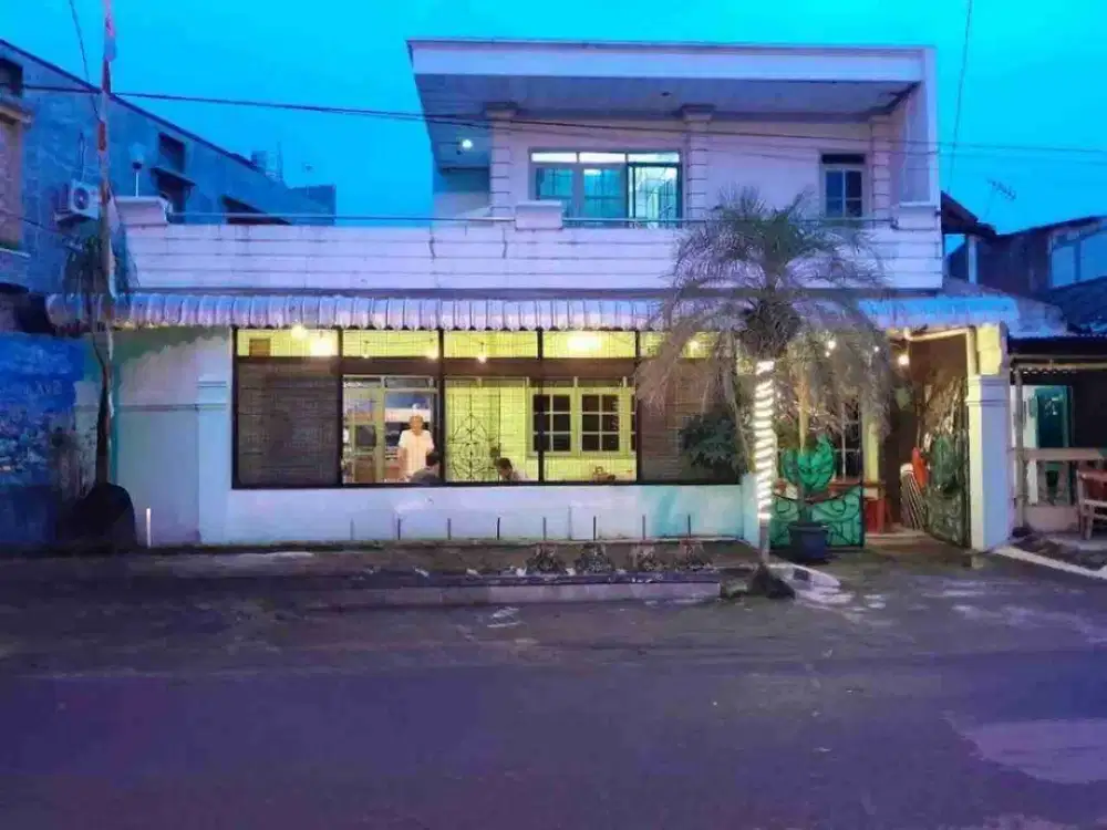 Rumah Strategis Utk Usaha Manahan