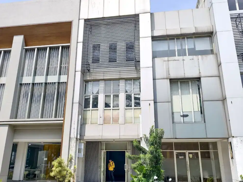 Ruko 3,5 lt Jl utama Alam Sutera