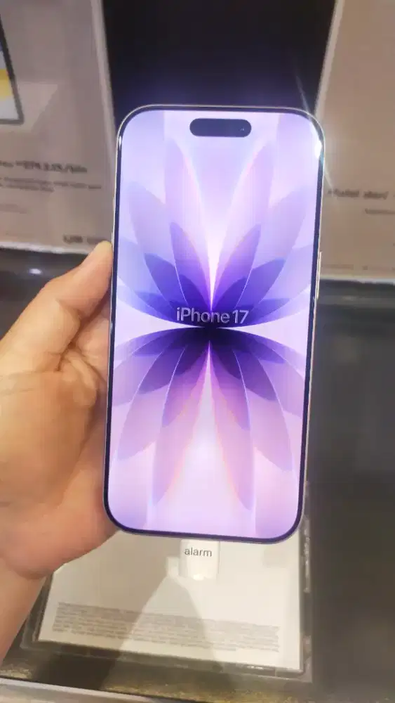 PROMO BUNGA RINGAN IPHONE 17 512