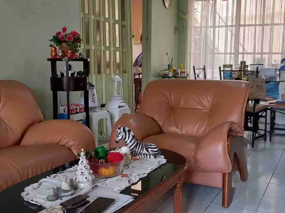 Rumah Bagus dan asri di lokasi strategis Bintaro sektor 9 siap huni 0526