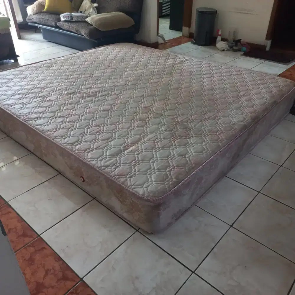 Jual kasur spring bed bekas