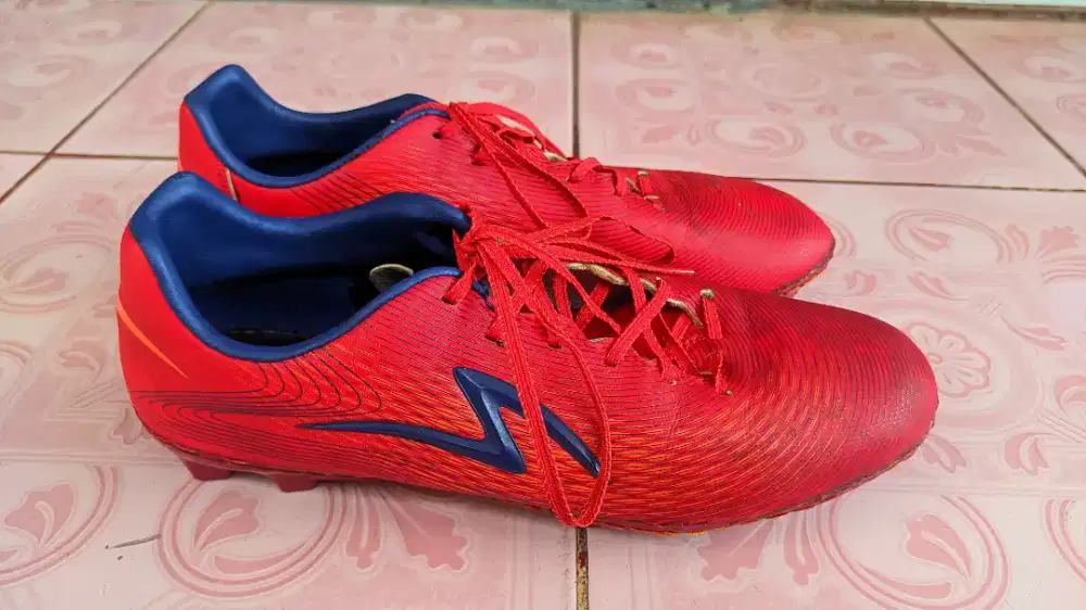 Sepatu Bola Speecs LS ULTRA FG Original Size 42