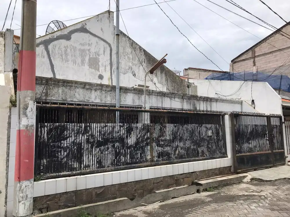 Dijual Murah Rumah 2 Lantai Jl Virgo  Surabaya