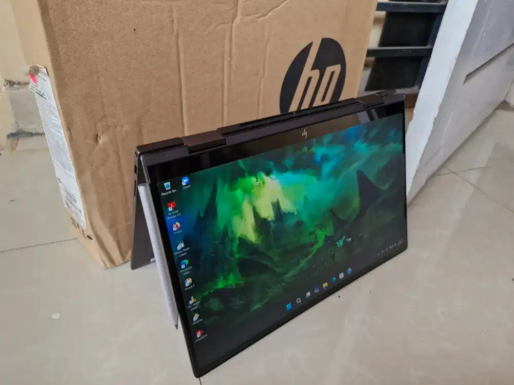 Hp mewah envy X360 ryzen 7 ram 16 ssd 512 Layar sentuh FHD BL FP sehat