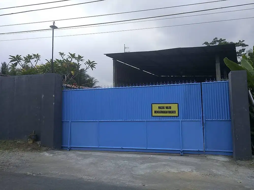 GUDANG SELUAS 3326 METER PERSEGI DI DUSUN SALAKAN, BANGUNJIWO