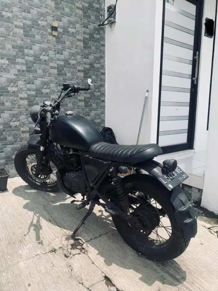 Dijual BU Motor Modif Bomber