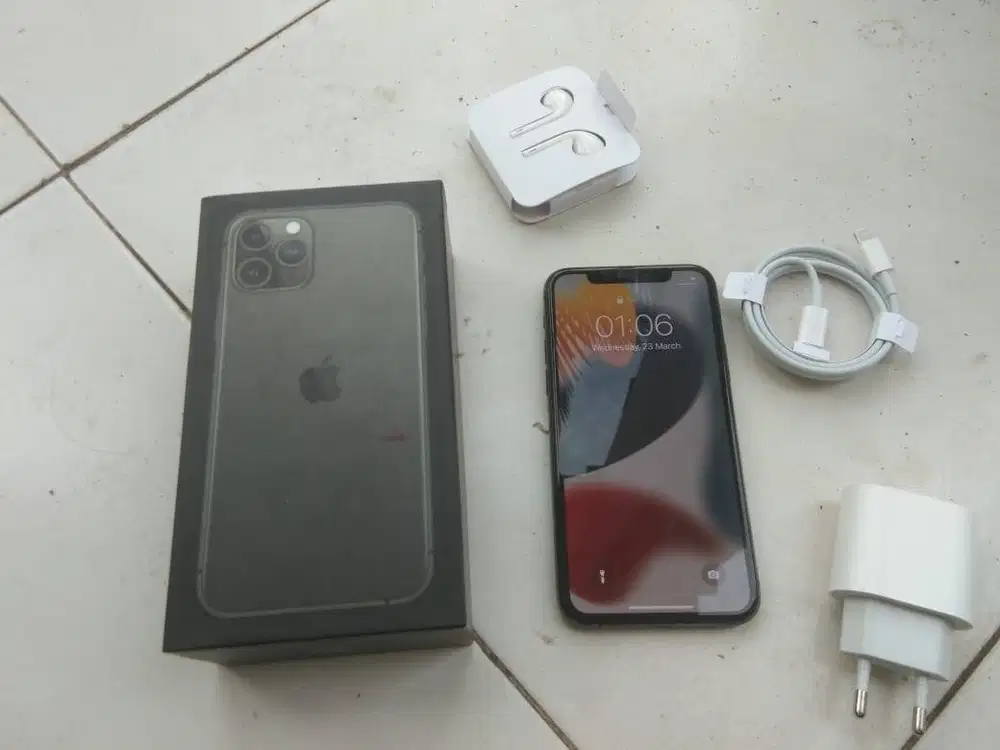 iphone 11 pro max 64 ibox lengkap mulus ori