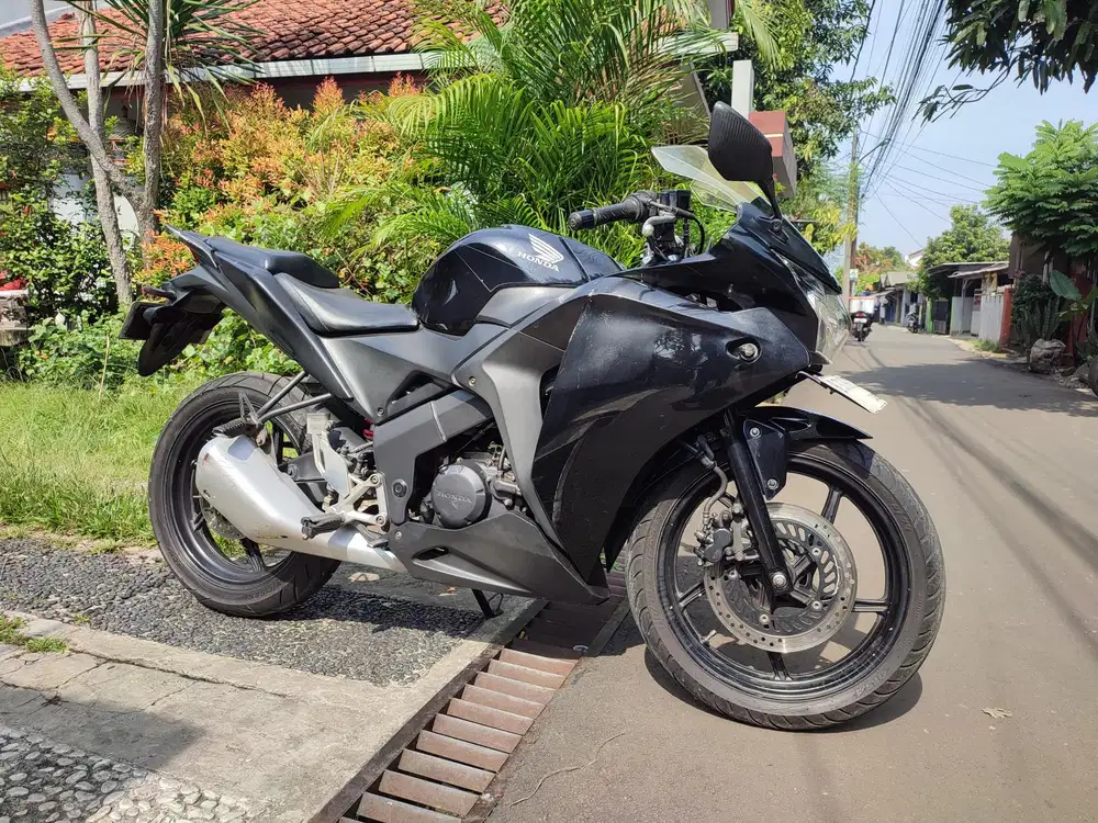 CBR 150R CBU TAHUN 2013
