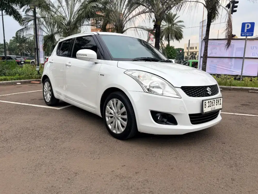 Swift GX A/T 2013 (Low Km)