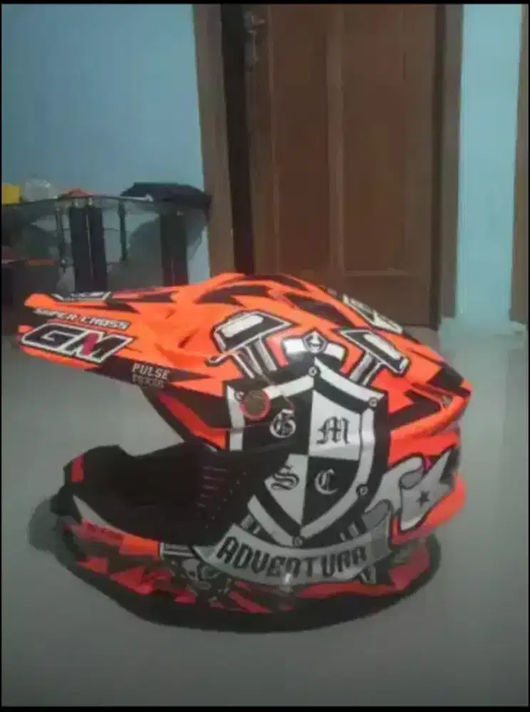 Jual helm GM CROSS