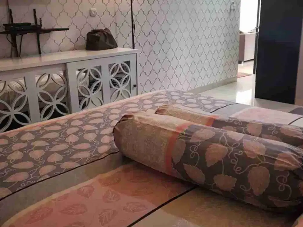 Rumah 2 Lantai SHM 4 Kamar Luas 200m Hadap Timur Cluster Banjar Wijaya Dekat Pintu Tol Kunciran