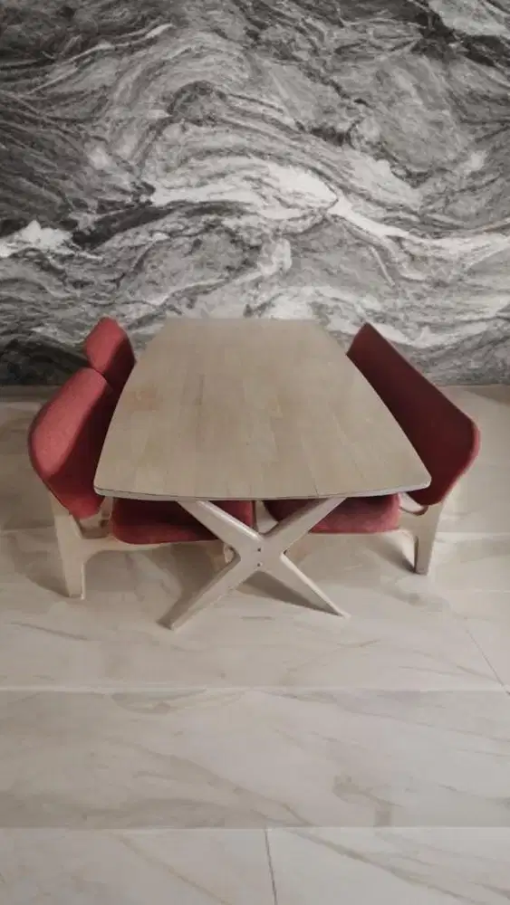 Dijual 1 set dining table kayu solid ex informa (second).