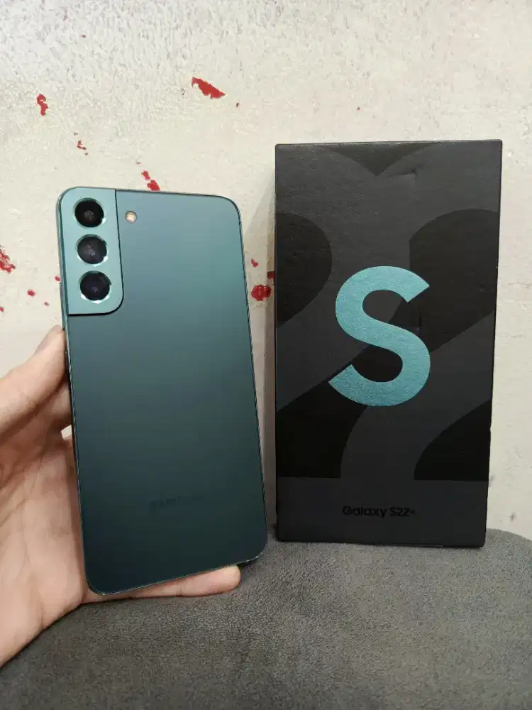 Samsung S22 Plus 8/256 Resmi Sein, Fullset, Nominus, Siap Pakai