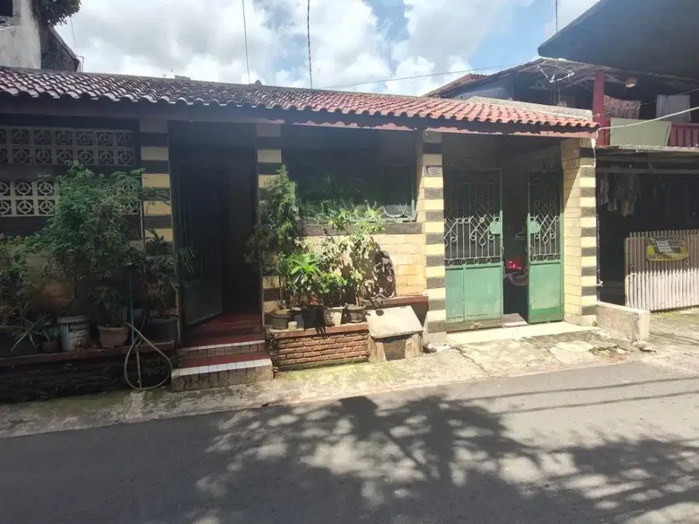 Dijual Rumah Strategis dan Langka di Menteng Pulo,  Selangkah ke Mall Kota Kasablanka