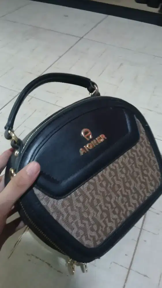 Tas Aigner Original