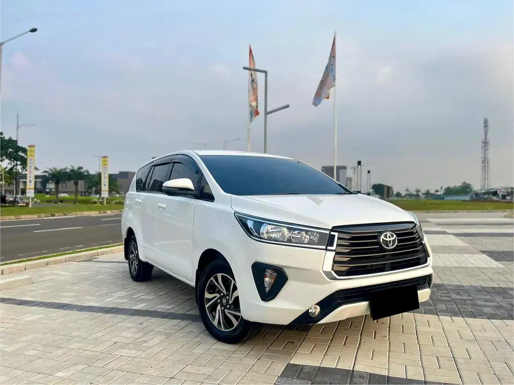 (KM 28 RIBU) Toyota Innova G DIESEL A/T Putih 2021 ANTIK LIKE NEW