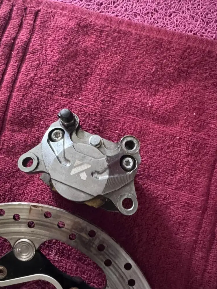 Dijual Kaliper KTC dan Piringan Rem Brembo