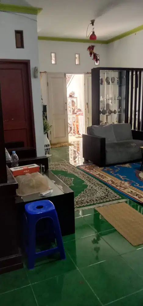 Di Jual Rumah Sederhana 2 Lantai Dekat Jl. Logam Ciwastra