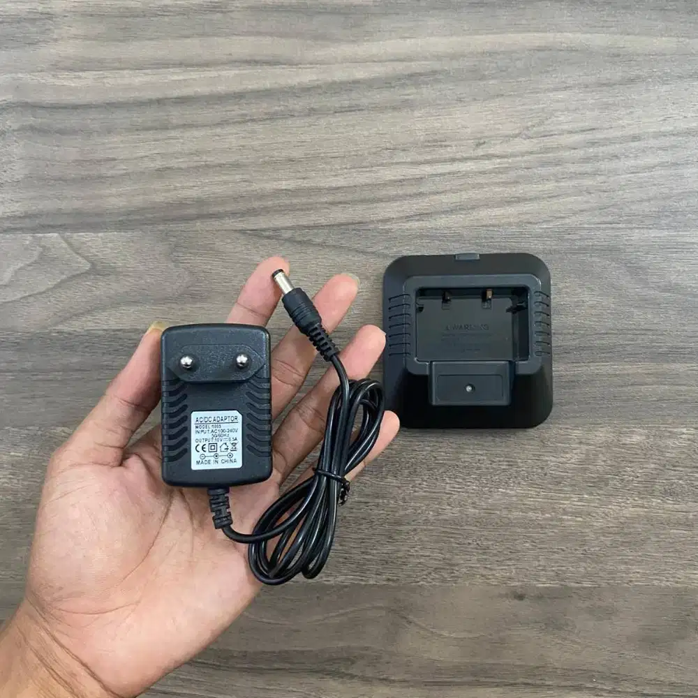 Charger HT Baofeng UV-5R Daya Stabil & Aman