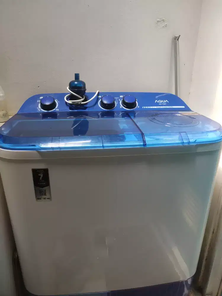 FOR SALE MESIN CUCI 2 TABUNG 8KG MERK AQUA QW 770XT