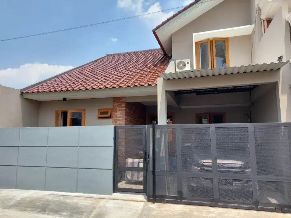 Dijual super cepat rumah 2 lantai di kampung utan tangsel