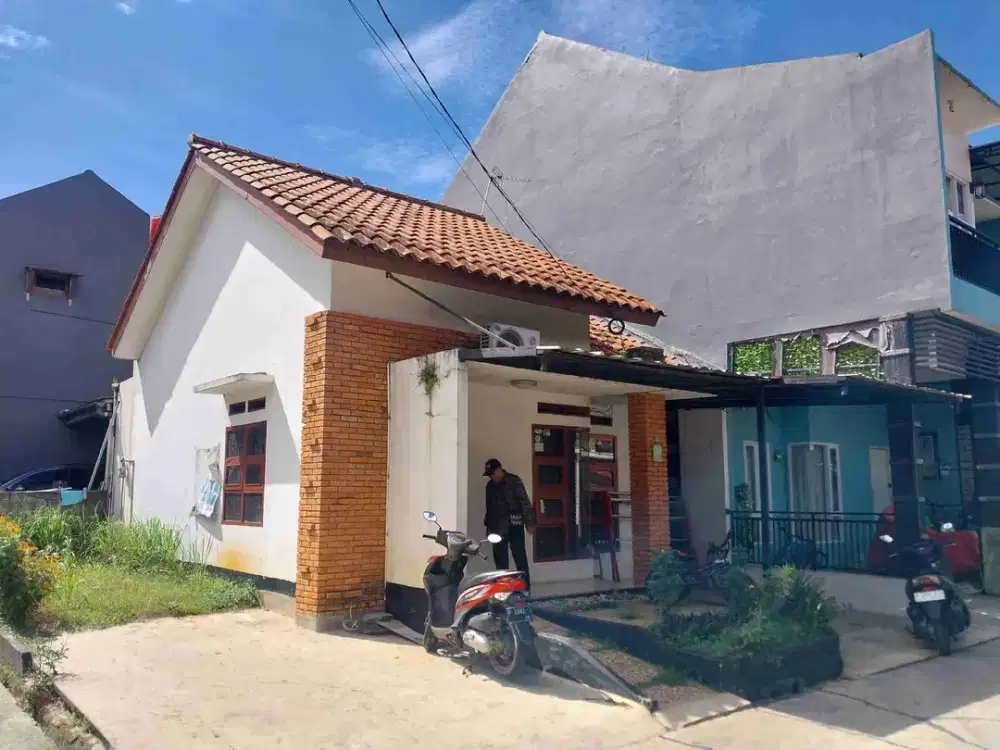 Rumah minimalis hook dengan furniture di al azhar green garden karadenan bogor