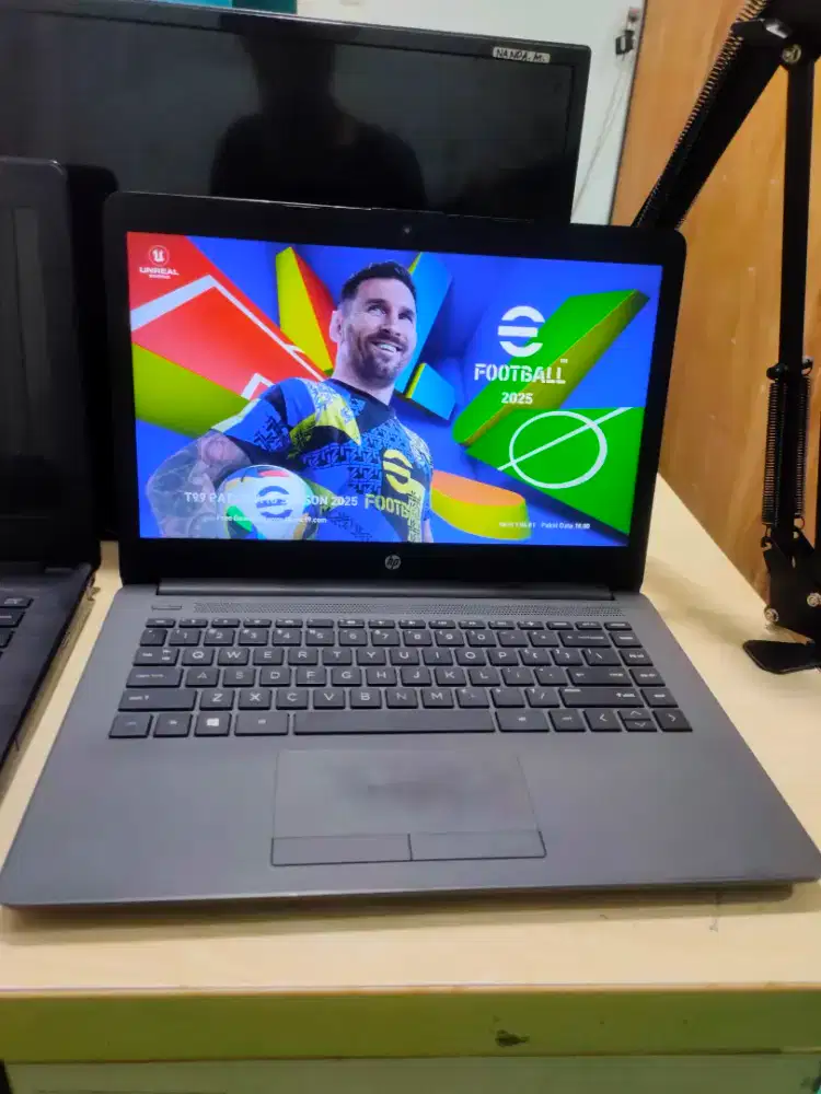 Laptop hp RAM 8G garansi 1bulan