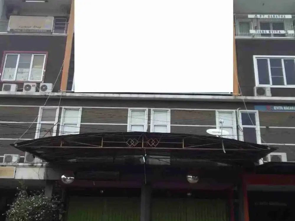 Ruko Gandeng Ex Karaoke Dijual di Jalan Raya Kalimalang Bekasi