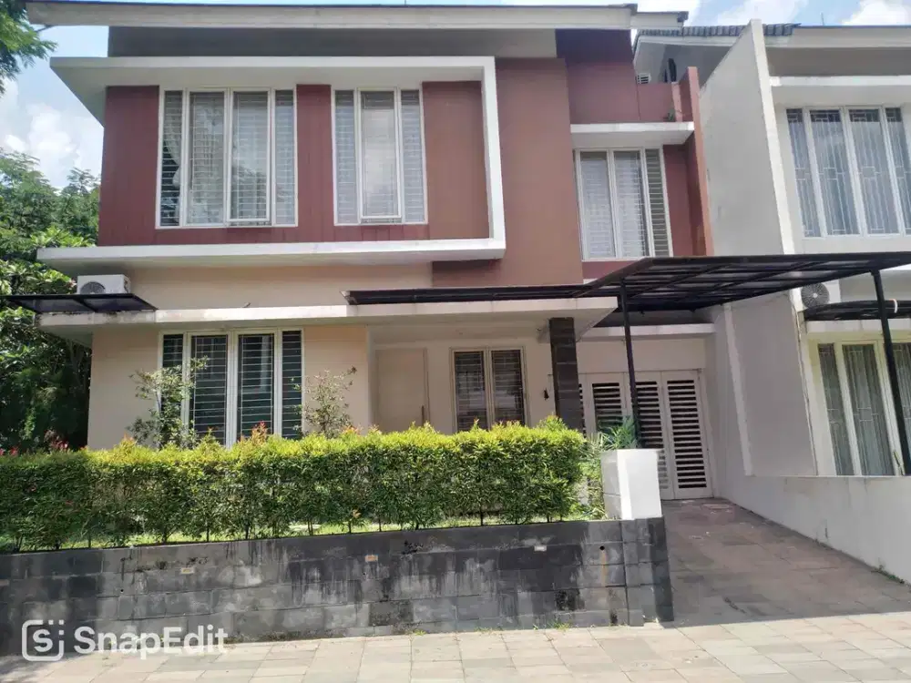 rumah 2 lt siap huni lokasi bintaro  sektor 7 tangsel