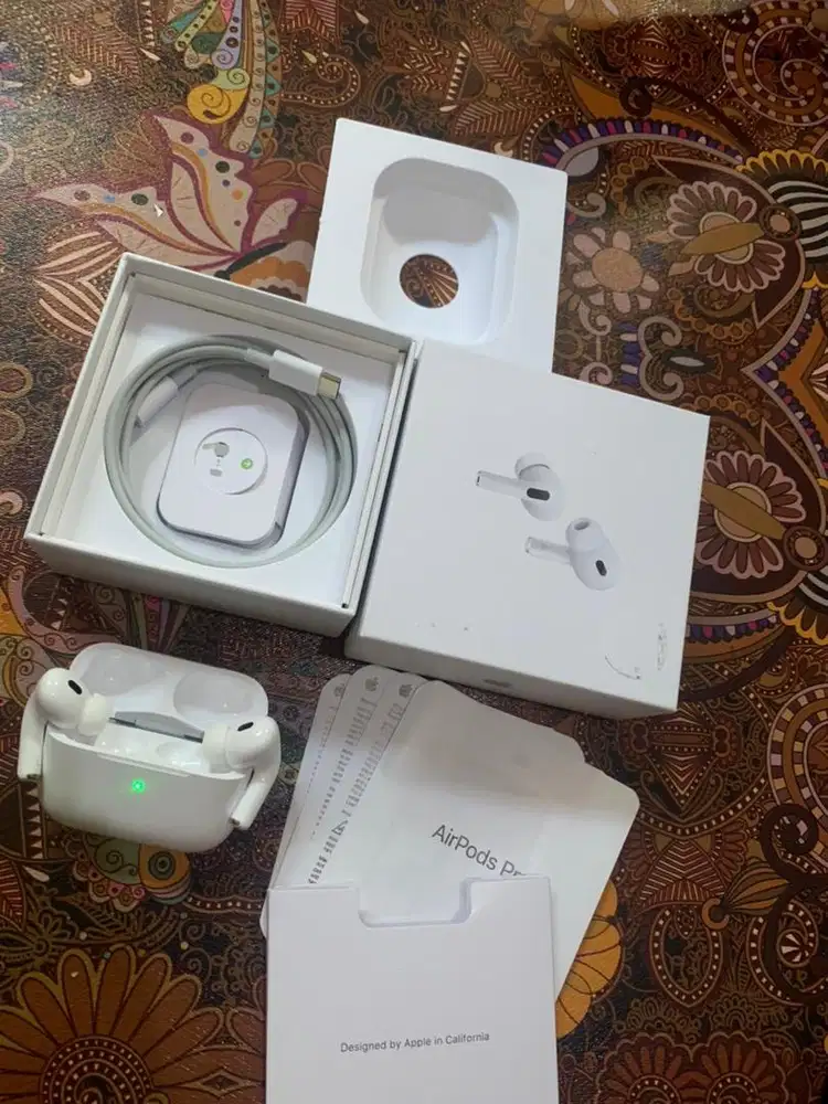 airpods pro gen 2 ussed like new