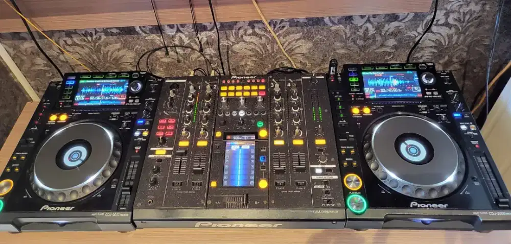 Cdj 2000 Nexus djm 2000 Nexus alat dj Pioneer dj
