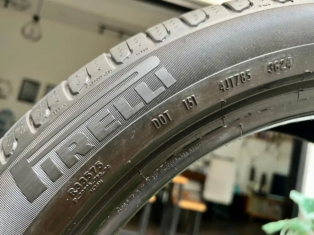 Ban Pirelli Cinturato P7 245 45 r18 ring 18 100Y RFT Run Flat Tyre