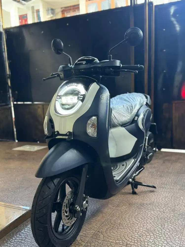 KM 130 KILO❗️SCOOPY SPORTY 2025 BLN 7 Like new Gres Dealer❗️
