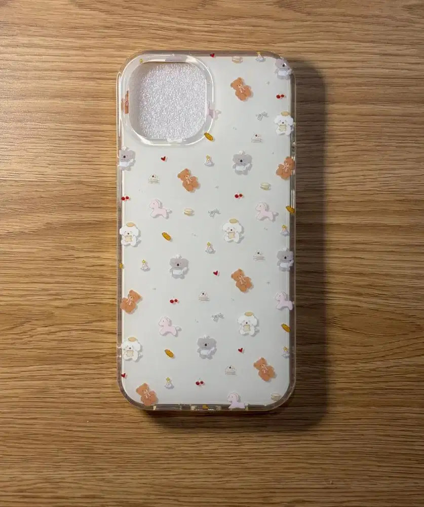 Preloved Case iPhone 15 Basic Look - Minimalis, Elegan, Lucu