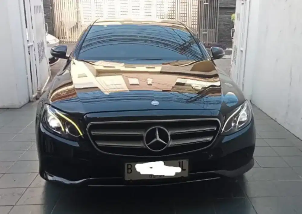 CASH Mercy E250 2017