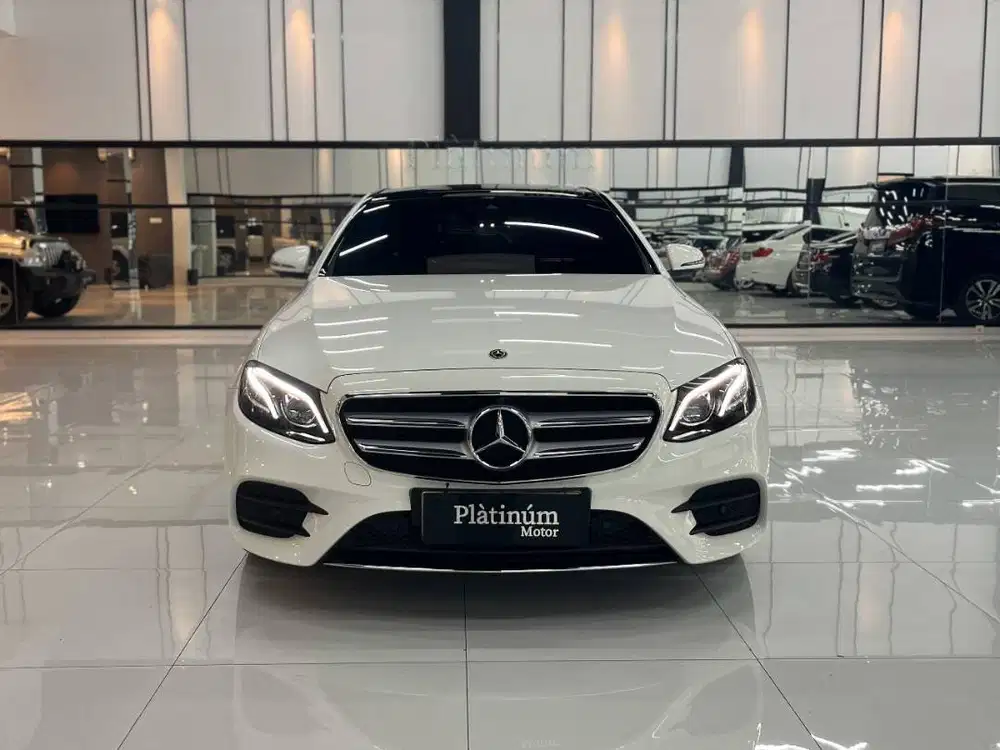 MERCEDES BENZ E350 AT