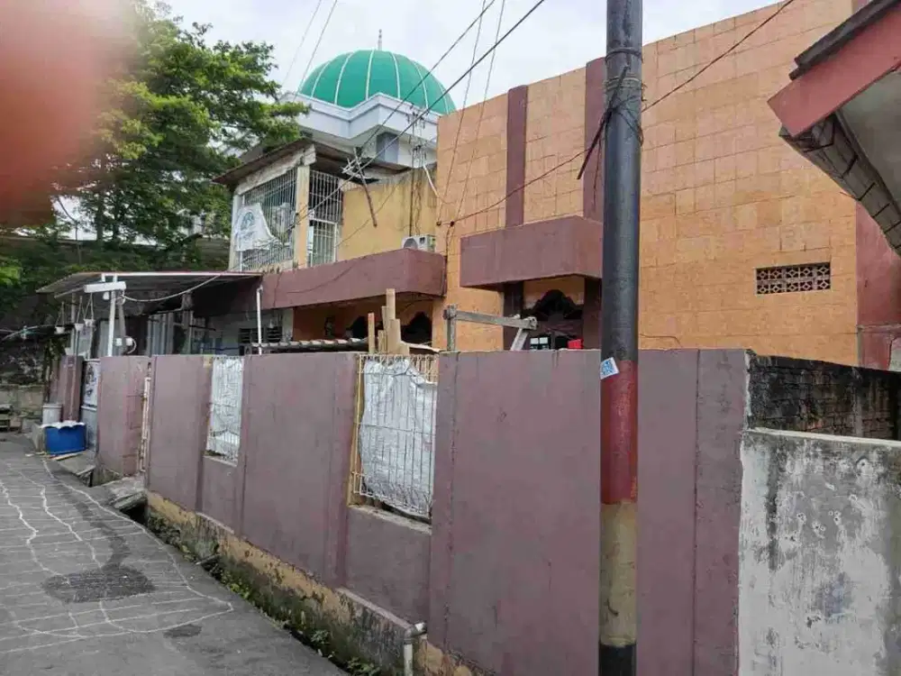 MURAH !! Luas 210 Cocok untuk Kontrakan Rumah Dijual