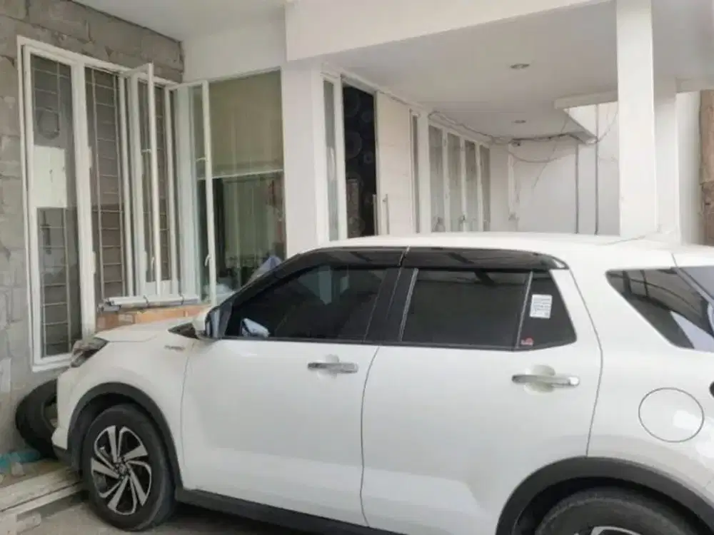 JUAL CEPAT RUMAH BAGUS DI DARMO PERMAI ADA POOL