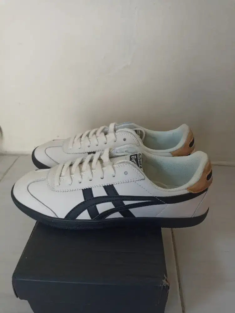 Onitsuka Tokuten