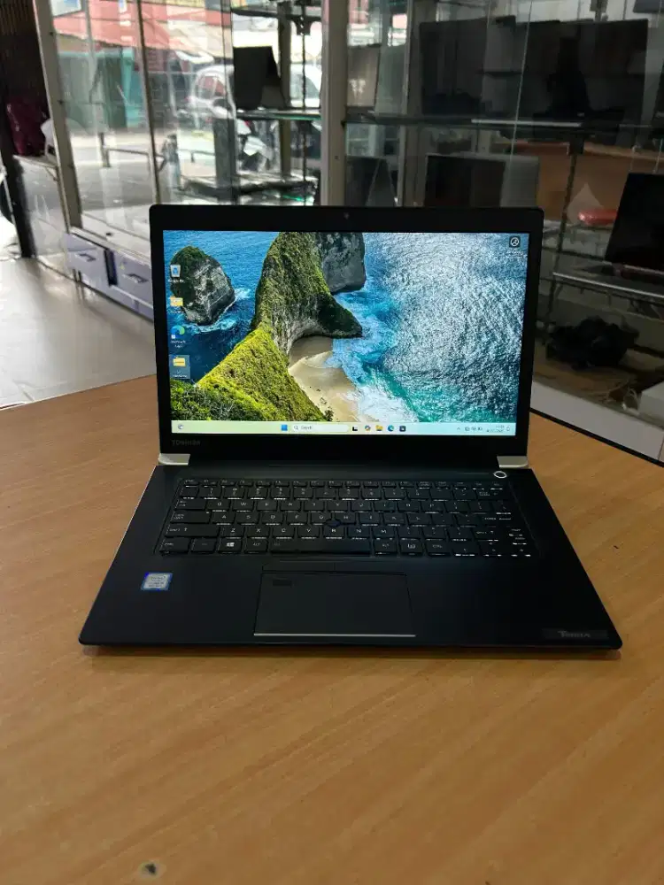 TOSHIBA TECRA X40-E CORE I5 GEN 8 TOUCHSCREEN