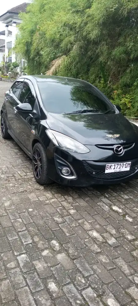 Mobil Compact dan fun to drive