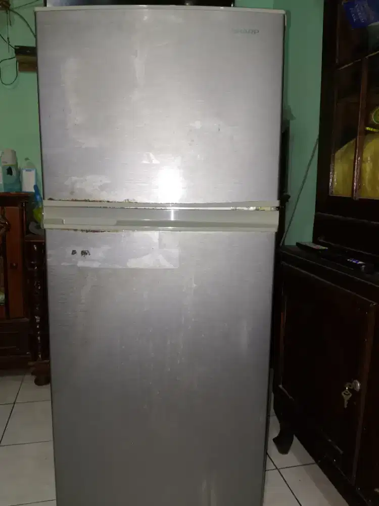 Kulkas Merk Sharp