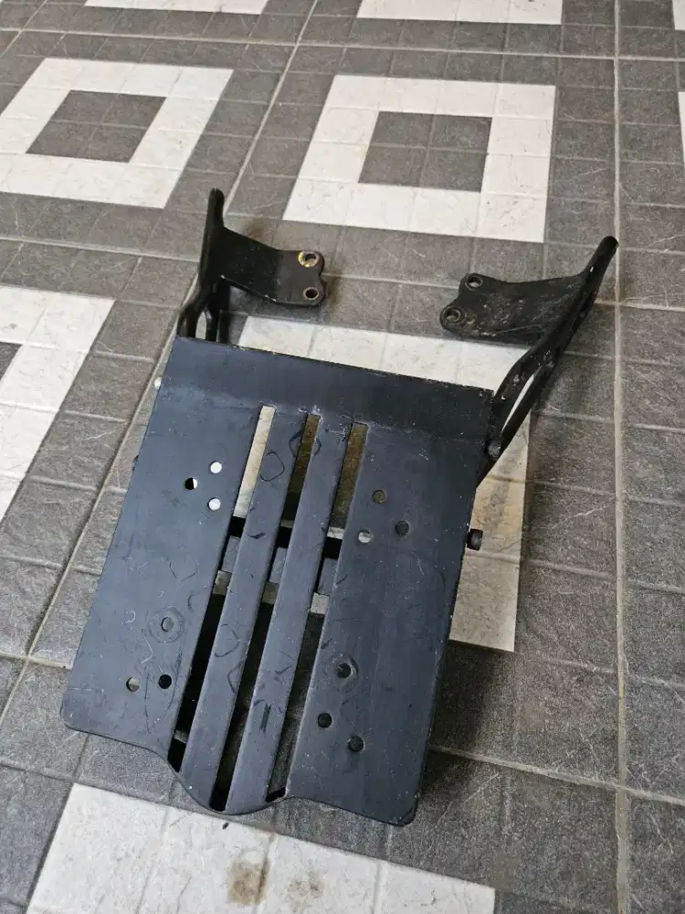 Bracket box geser Inazuma merk Kucay