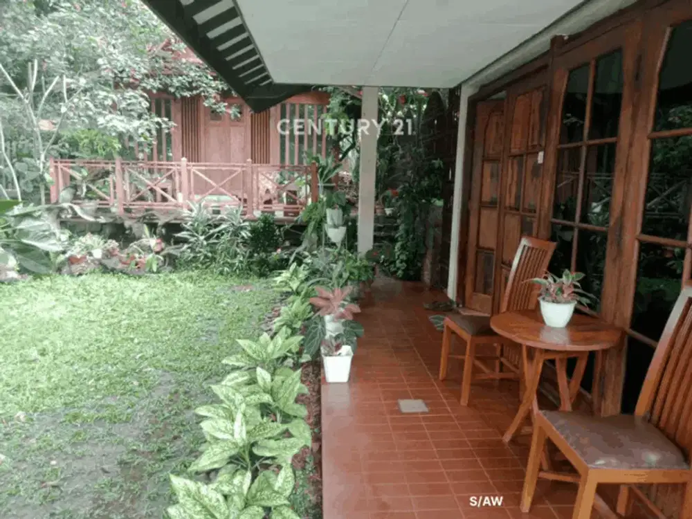 RUMAH 2 LANTAI STRATEGIS NYAMAN DAN LUAS DI DAGO BANDUNG