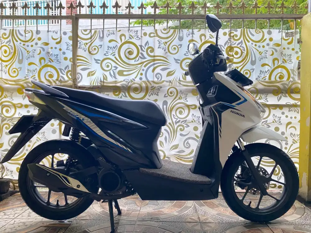 Honda Beat 2024 gen 2 istimewa black white gass